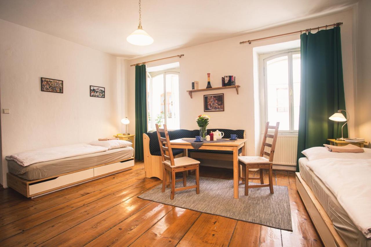 Downtown Apartments チェスキー クルムロフ エクステリア 写真