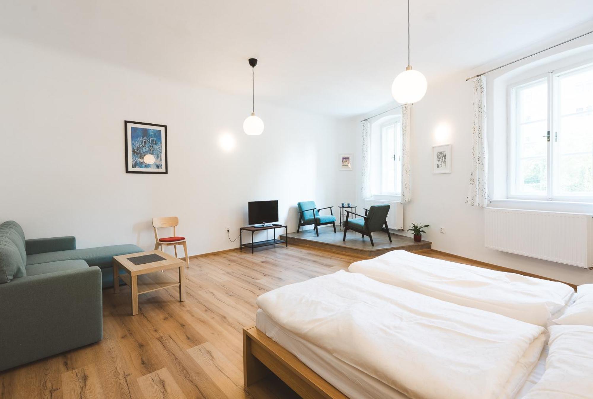 Downtown Apartments チェスキー クルムロフ エクステリア 写真