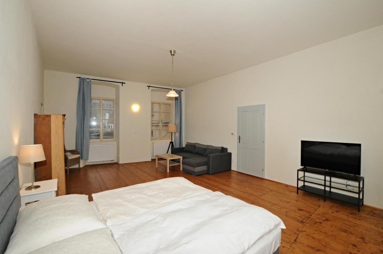 Downtown Apartments チェスキー クルムロフ エクステリア 写真